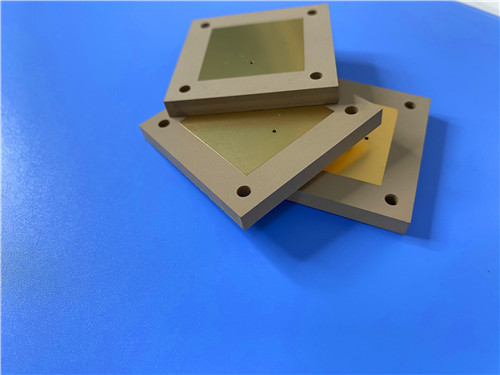 mais recente caso da empresa sobre Placa de circuito impresso dupla face TP2500 de alta frequência DK construída em laminado de 0,8 mm com banho de ouro puro para RF aeroespacial